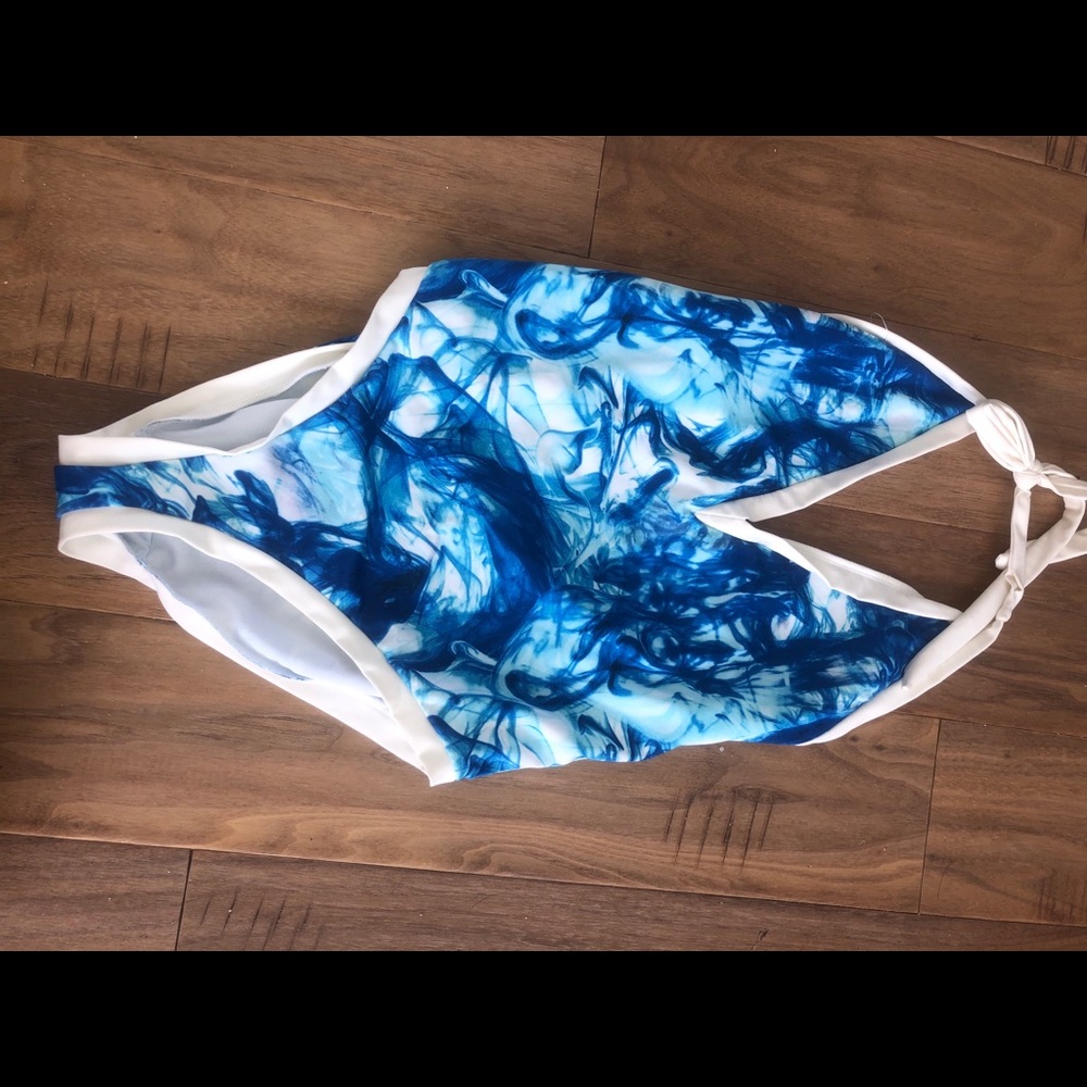 one piece swim suit